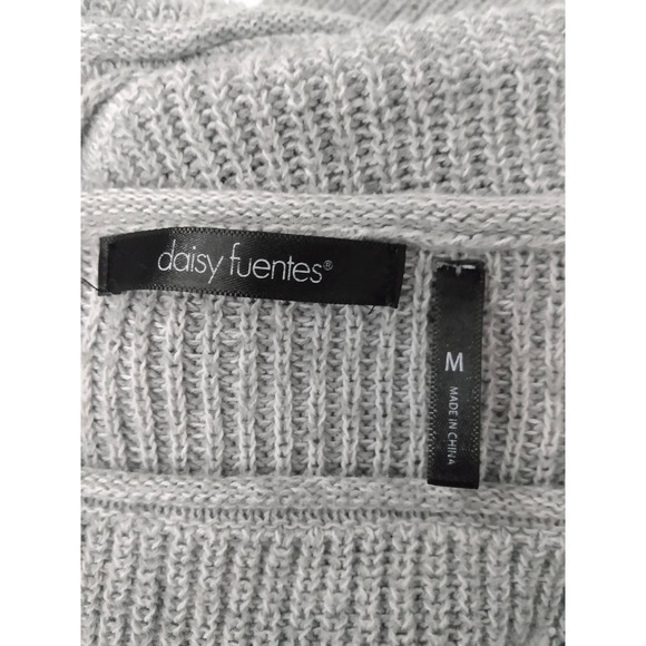 Daisy Fuentes pale gray tunic sweater with pocket - Picture 6 of 6